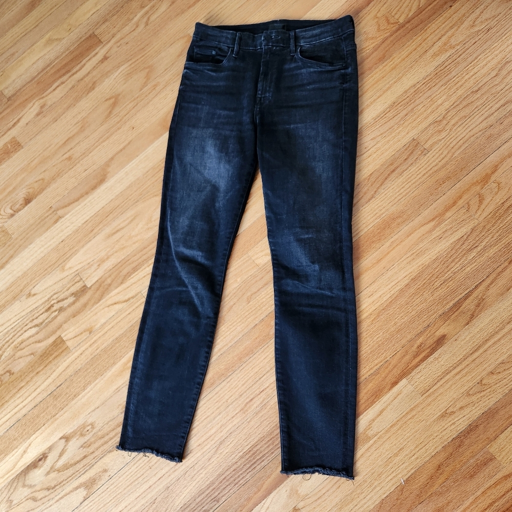 Mother High Waisted Looker Ankle Fray size 28 in Night Hawk